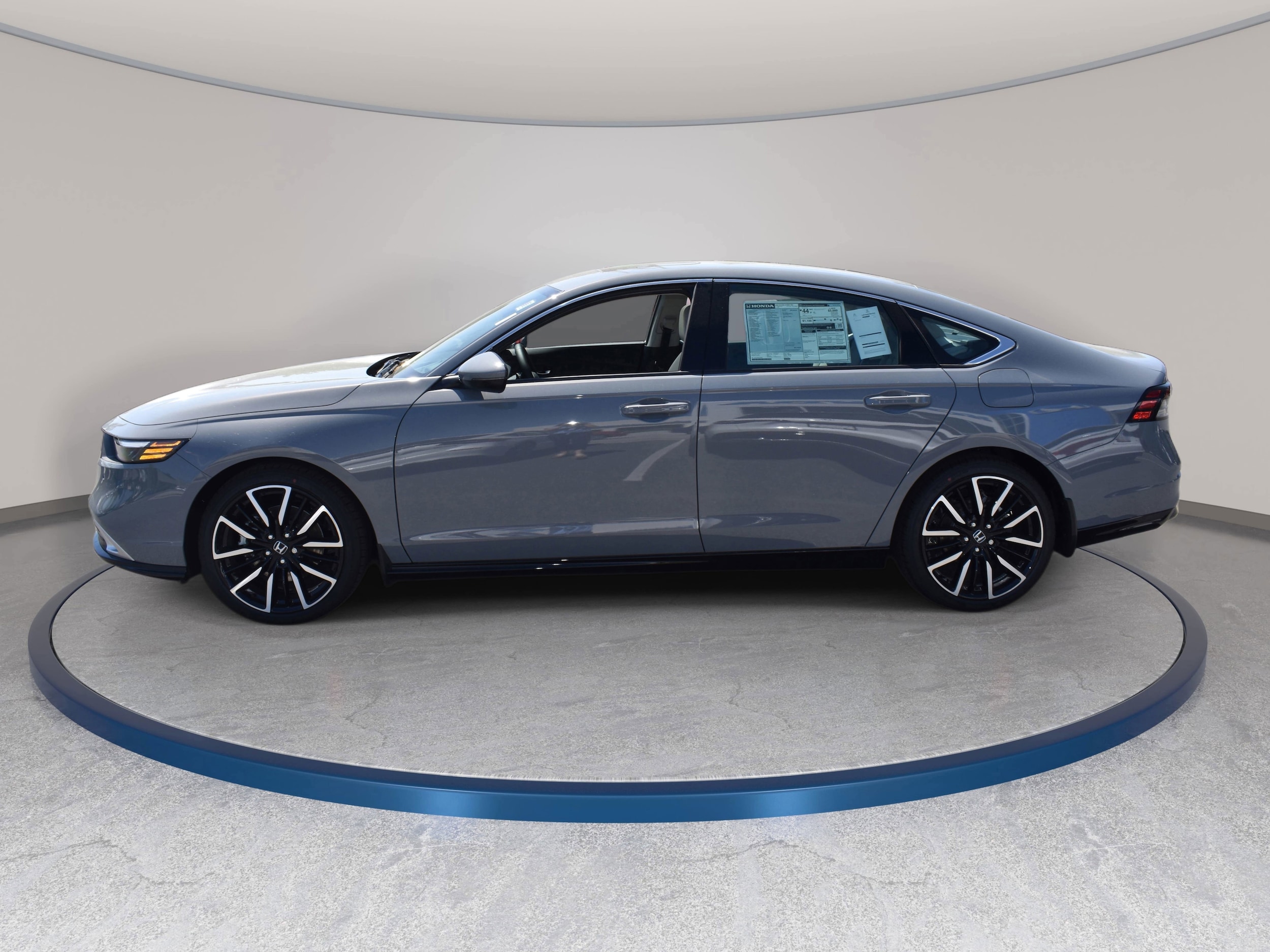 2026 Honda Accord Hybrid Touring - Photo 9