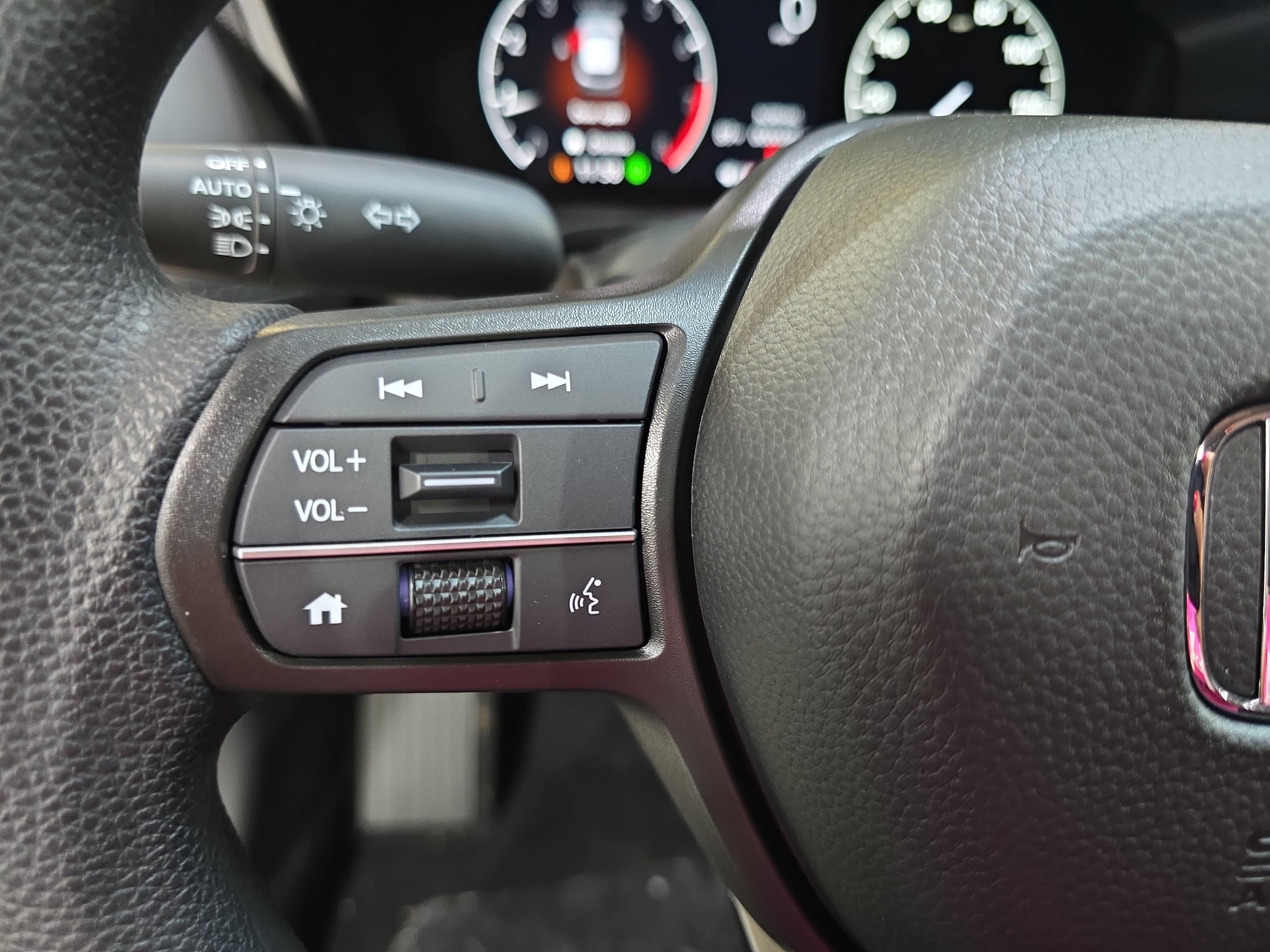 2027 Honda HR-V LX - Photo 13