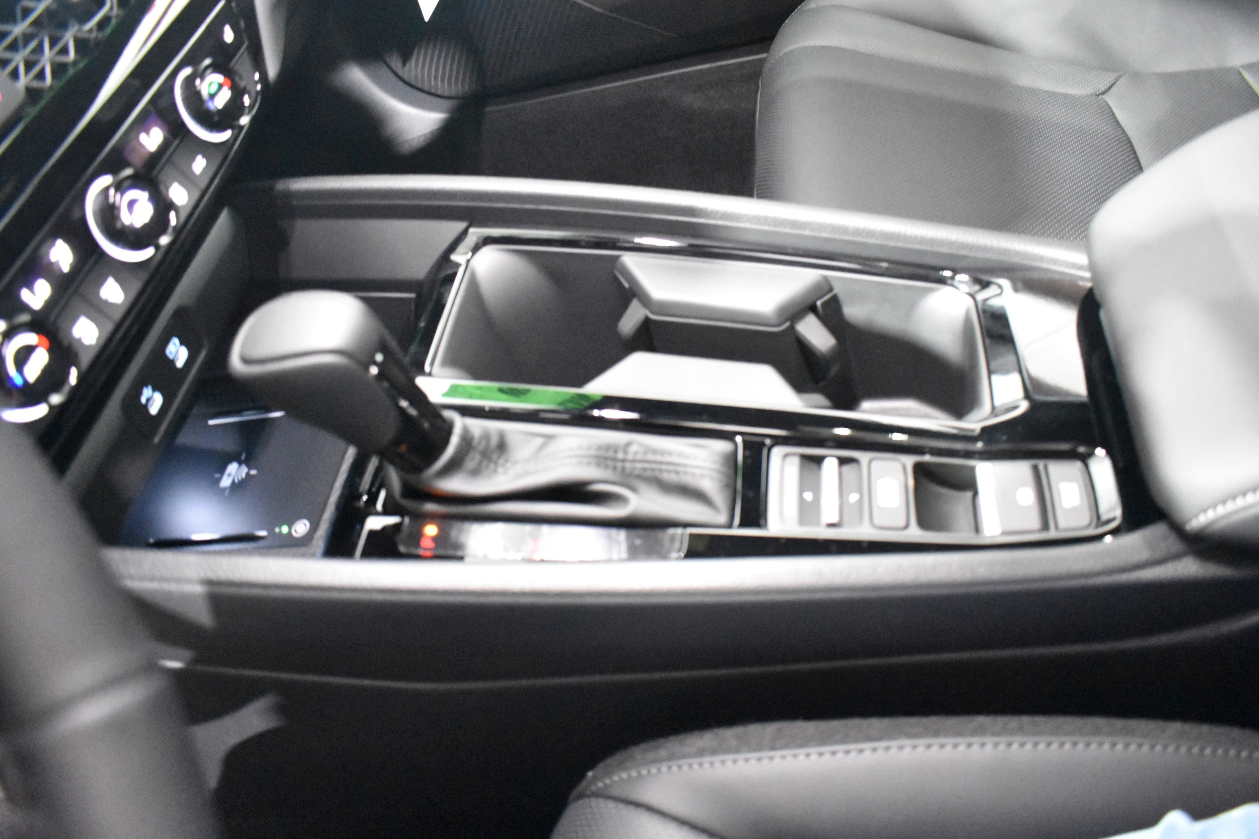 2026 Honda Accord Hybrid Sport-L - Photo 18