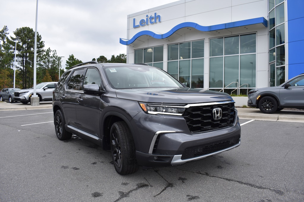 New 2025 Honda Pilot Touring SUV
