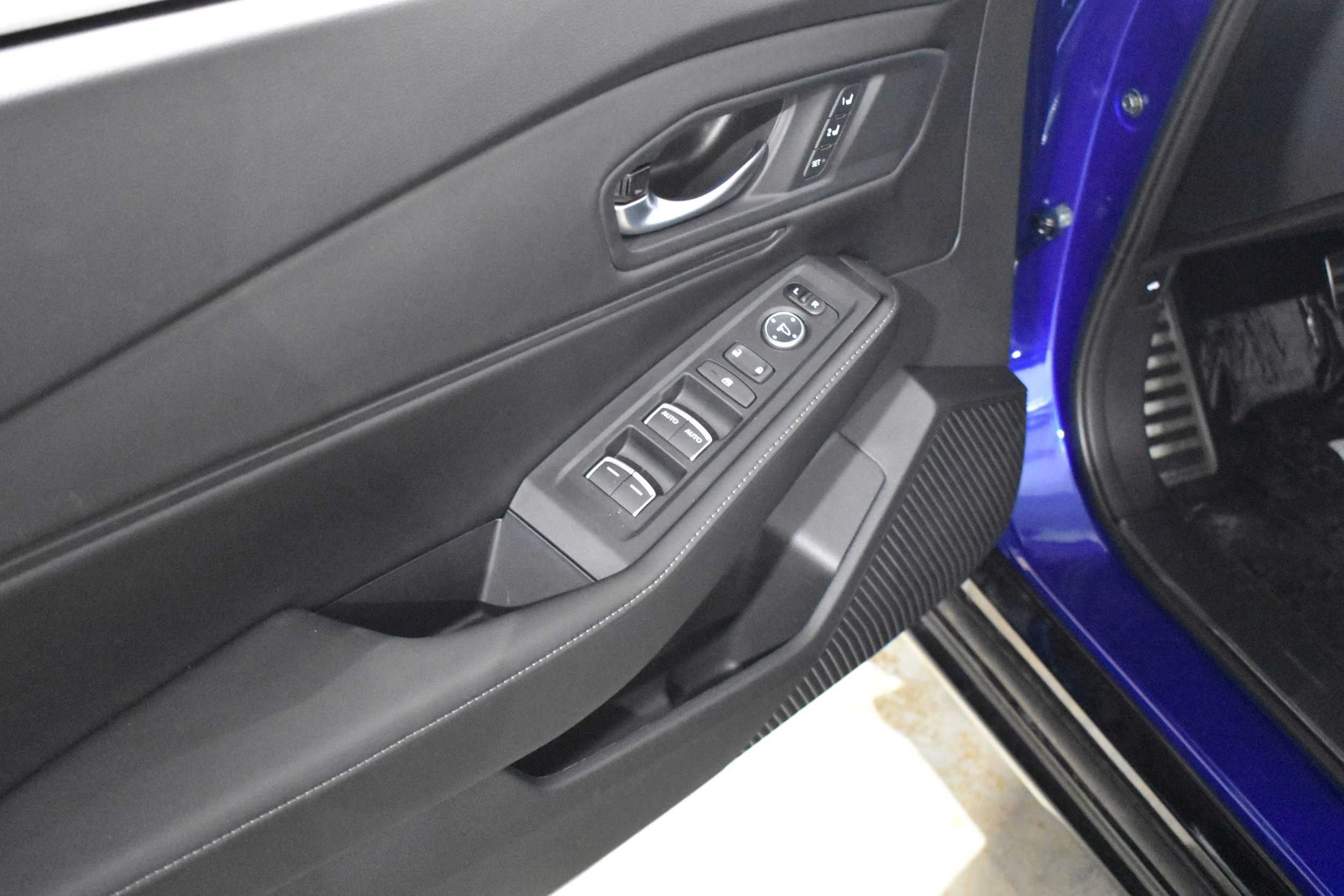 2026 Honda Accord Hybrid Sport-L - Photo 22