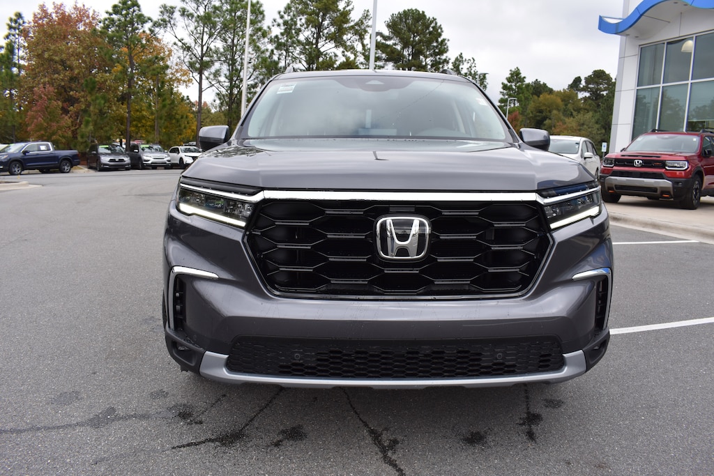 New 2025 Honda Pilot Touring SUV