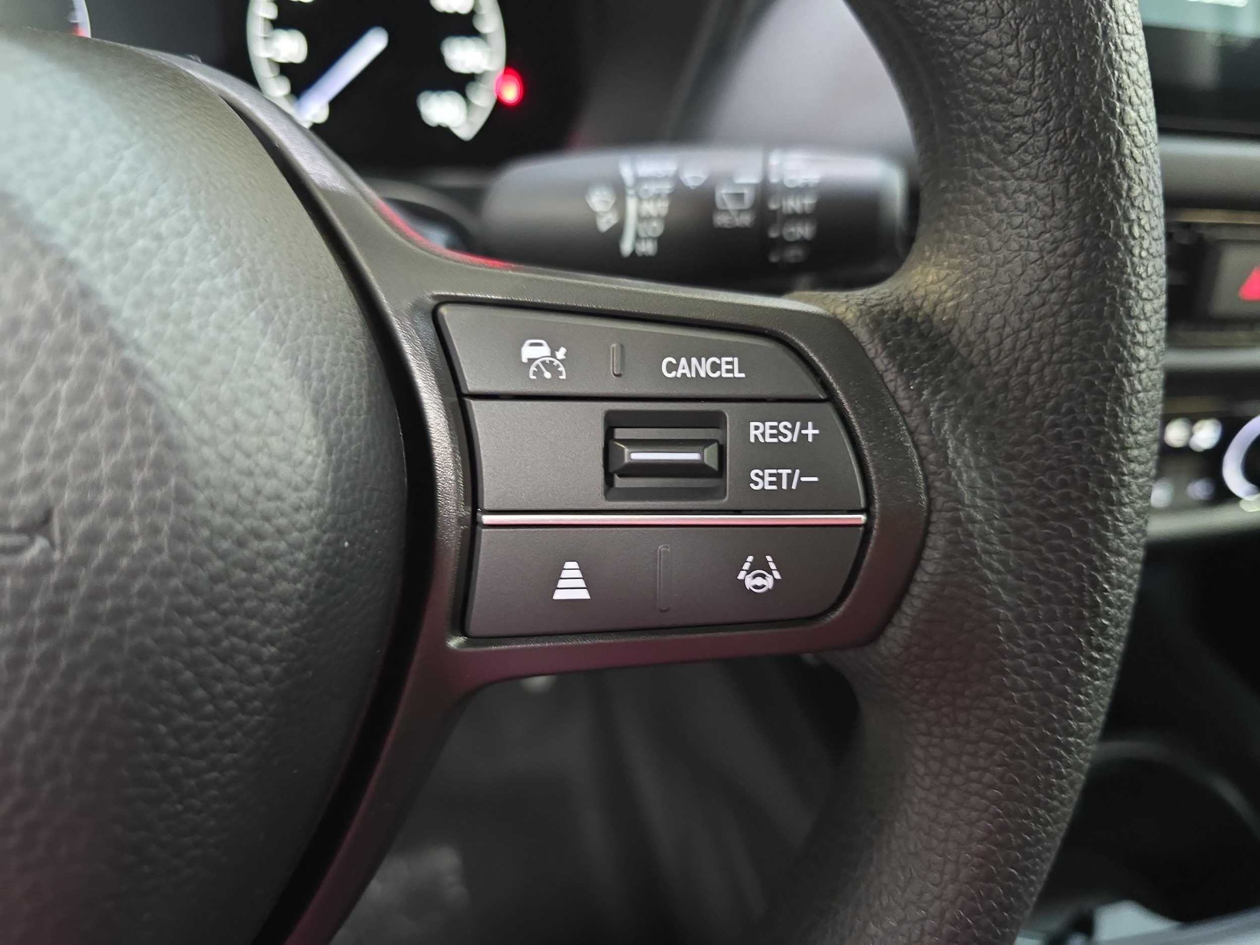 2027 Honda HR-V LX - Photo 14