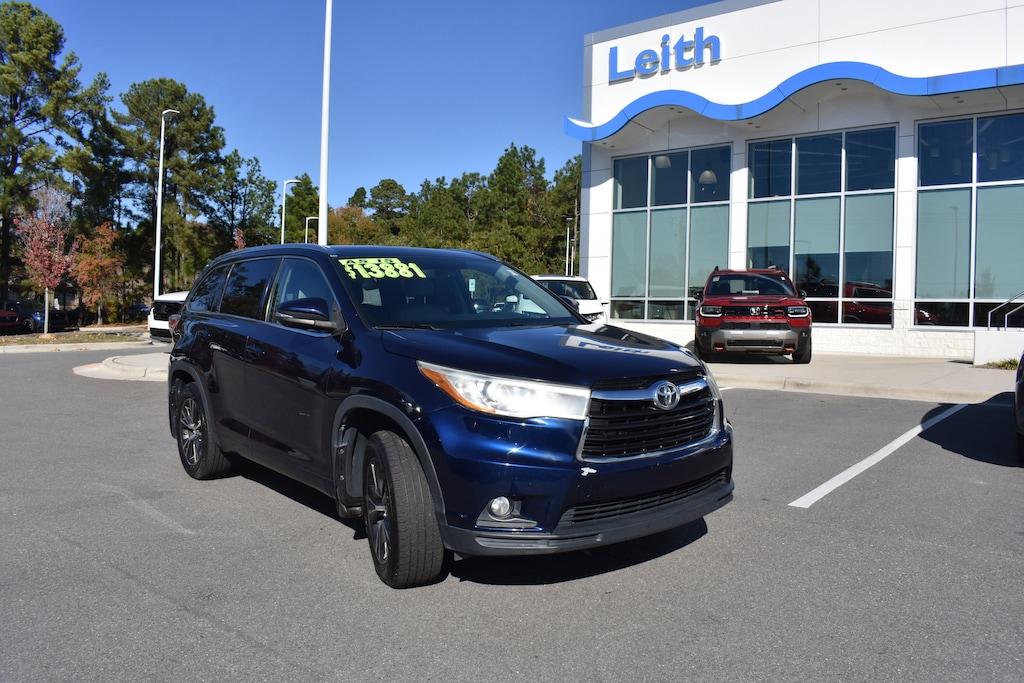 Used 2016 Toyota Highlander XLE V6 SUV