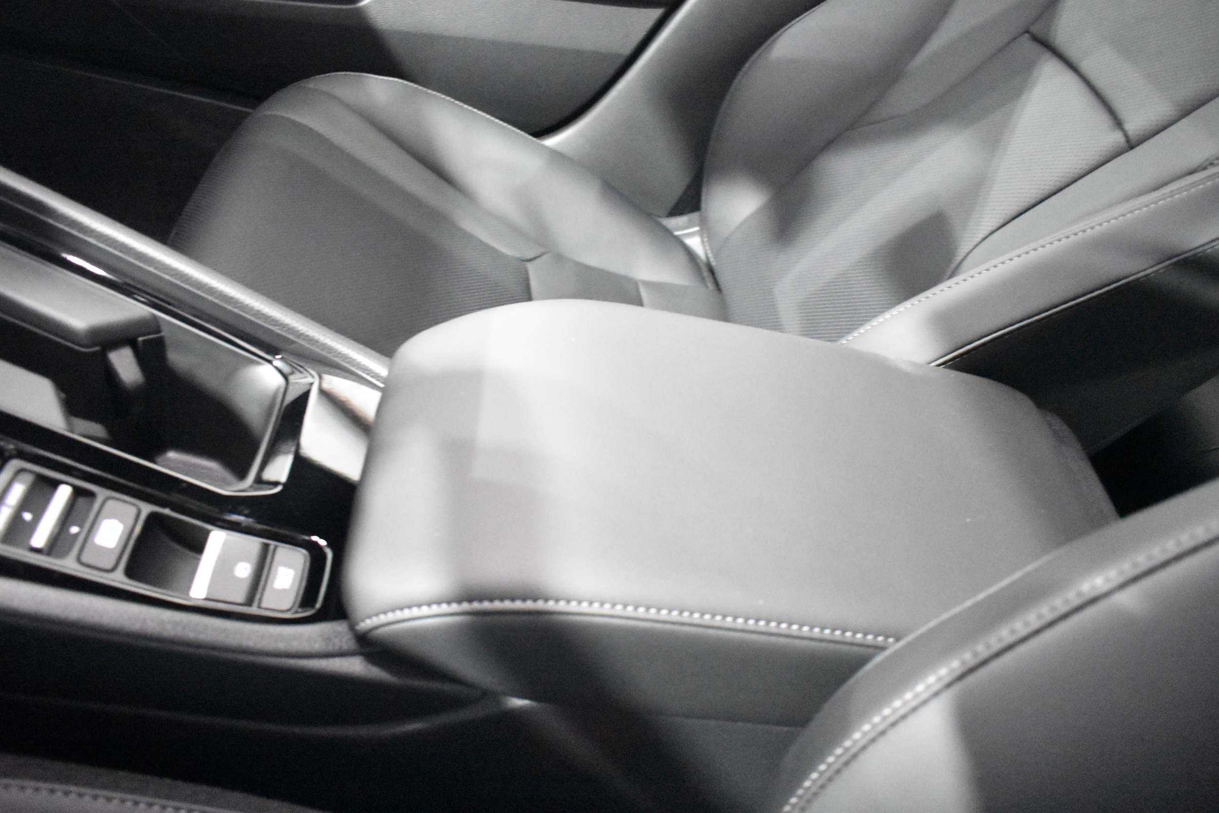 2026 Honda Accord Hybrid Sport-L - Photo 19
