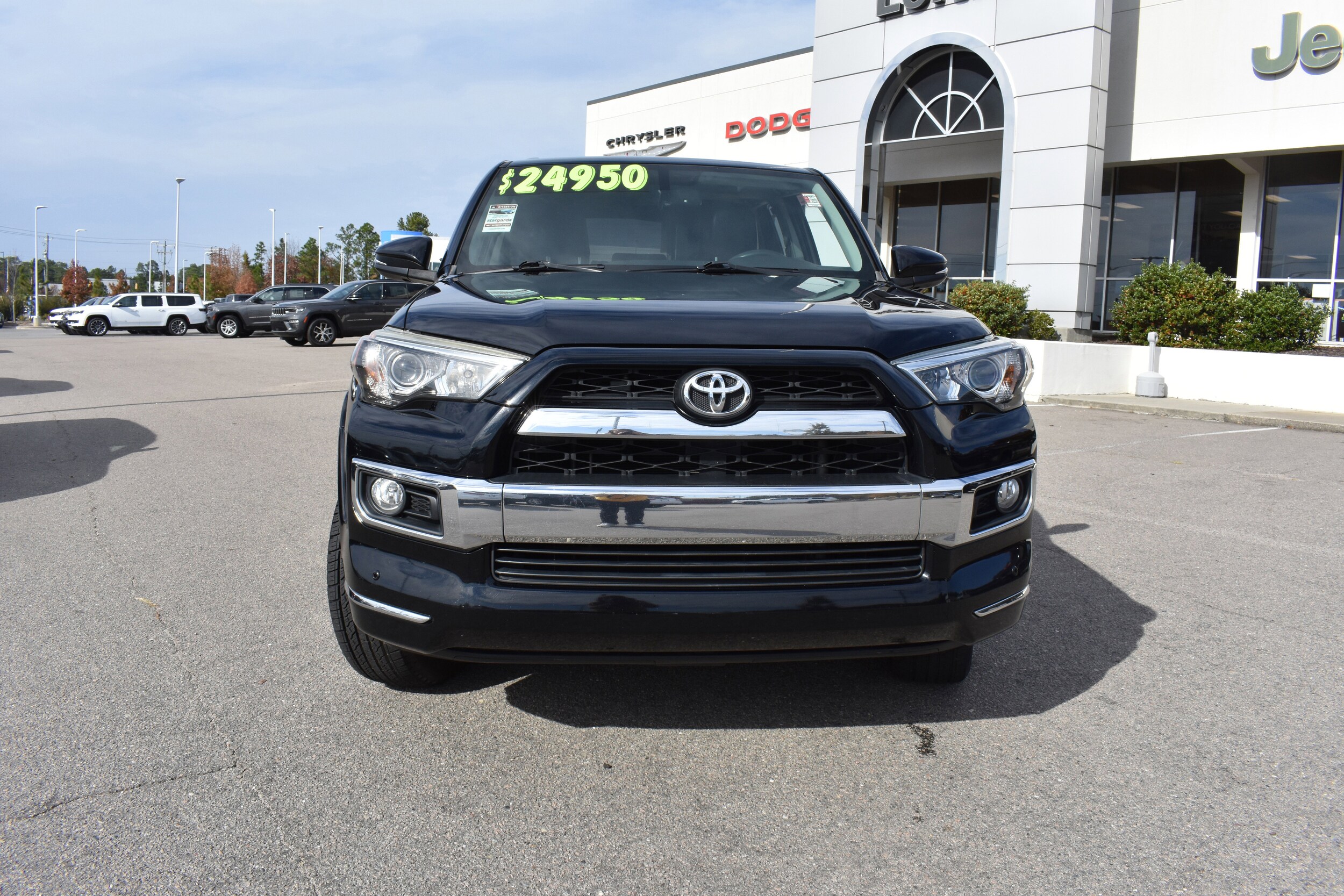 2017 Toyota 4Runner Limited photo 2