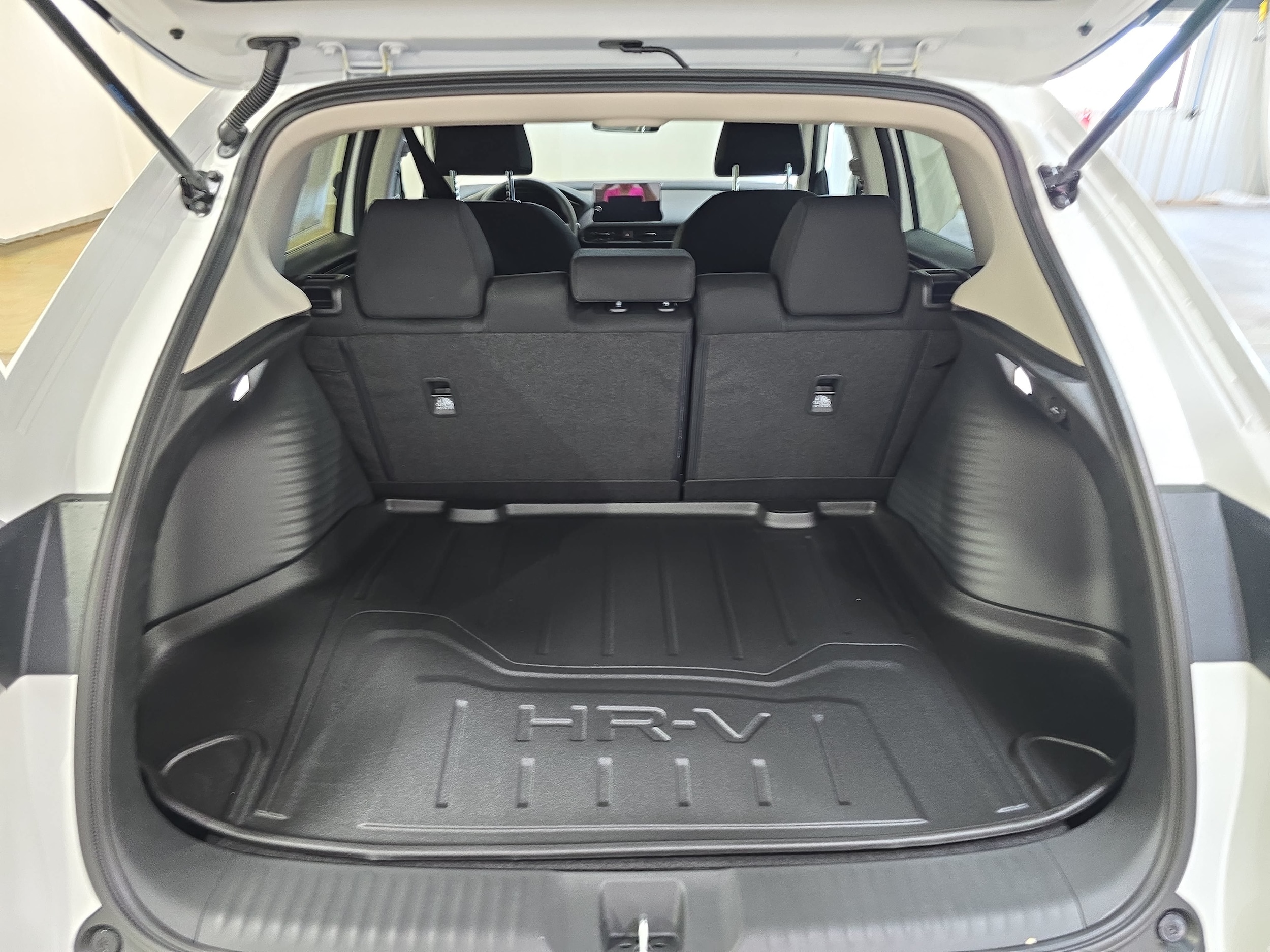 2027 Honda HR-V LX - Photo 10