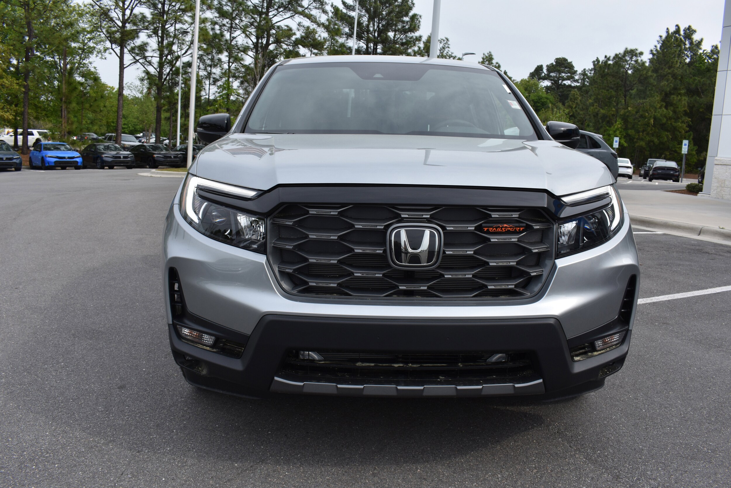 2025 Honda Ridgeline TrailSport photo 3