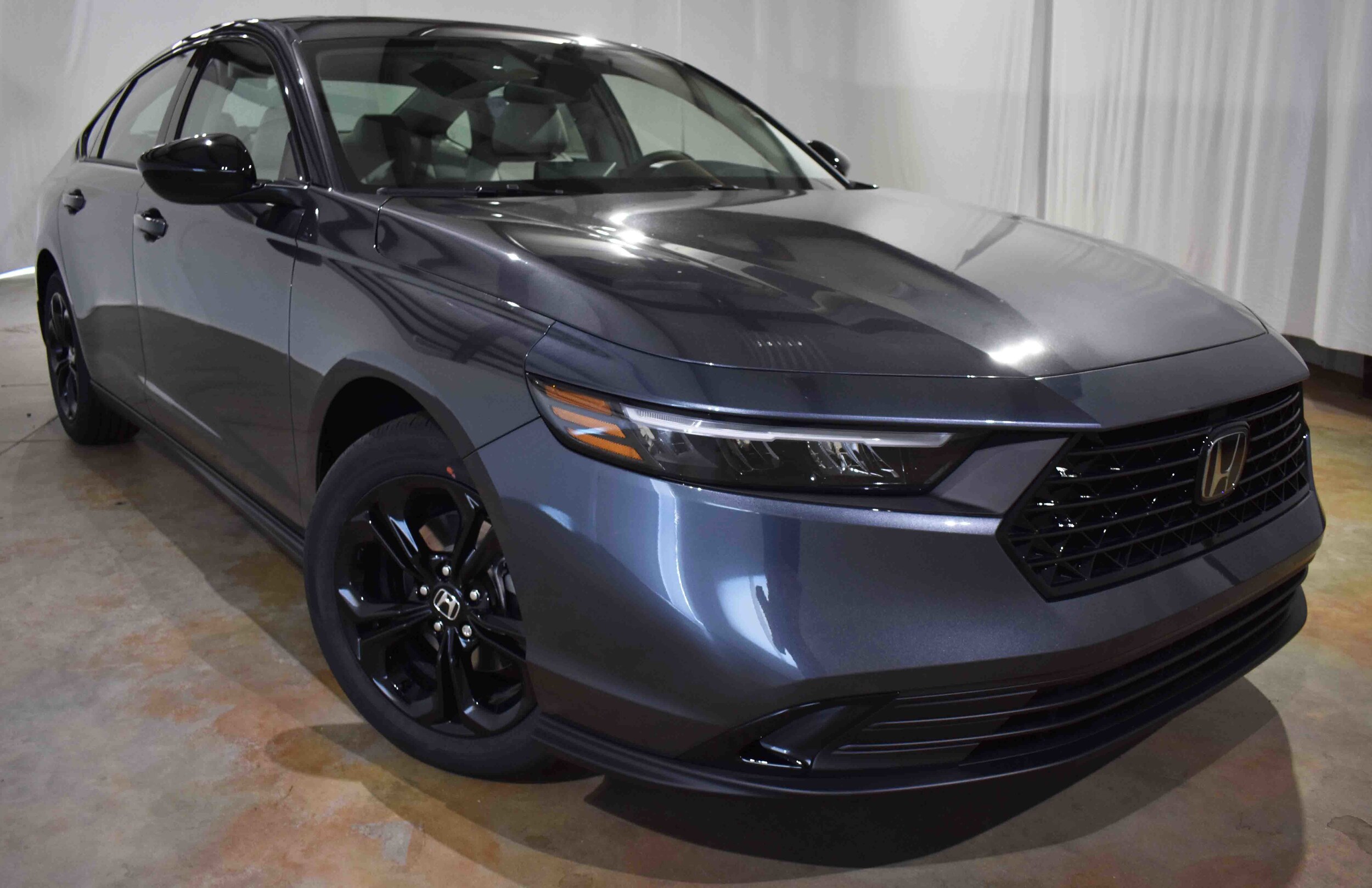 2025 Honda Accord SE photo 2