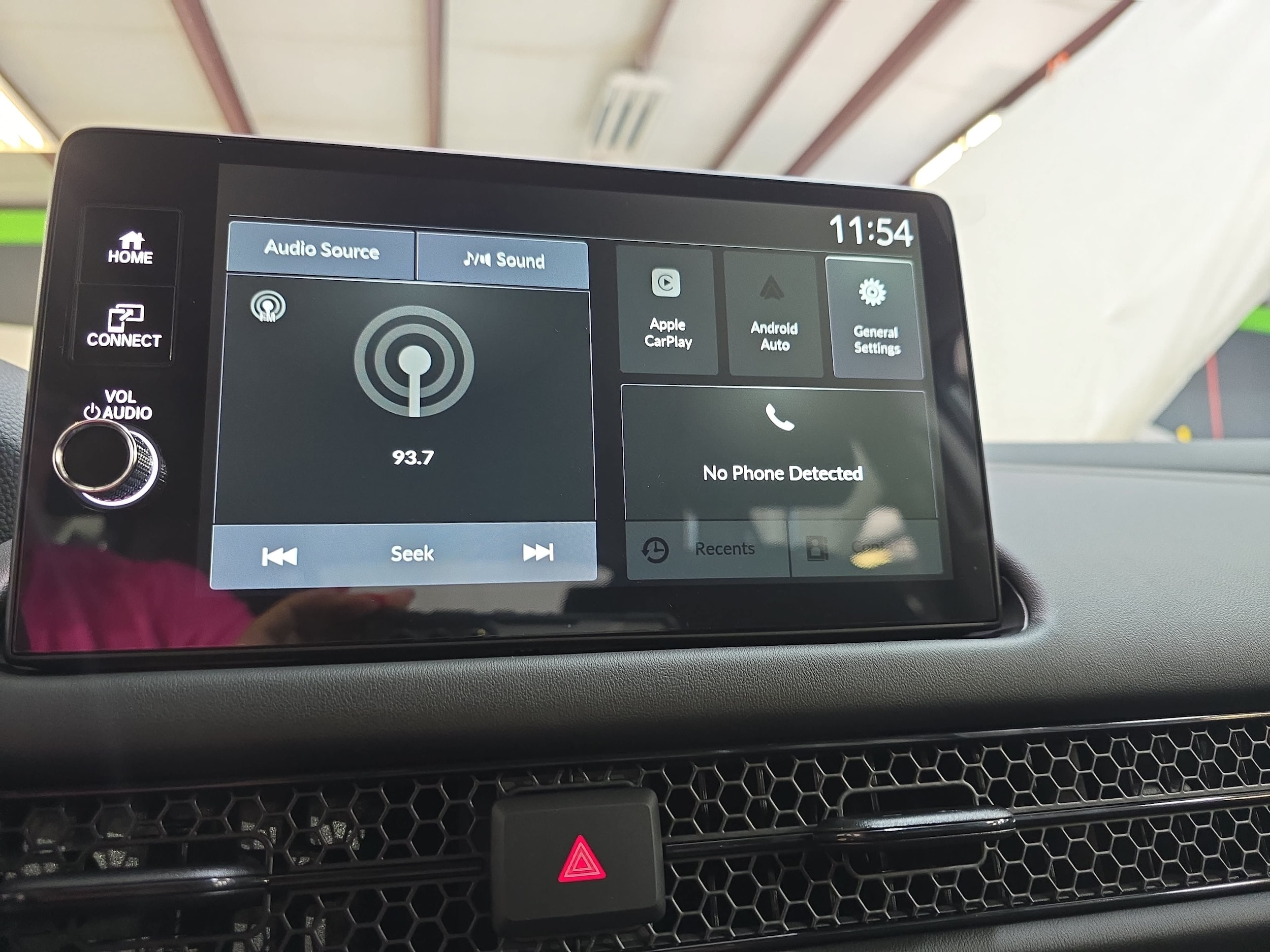2027 Honda HR-V LX - Photo 17
