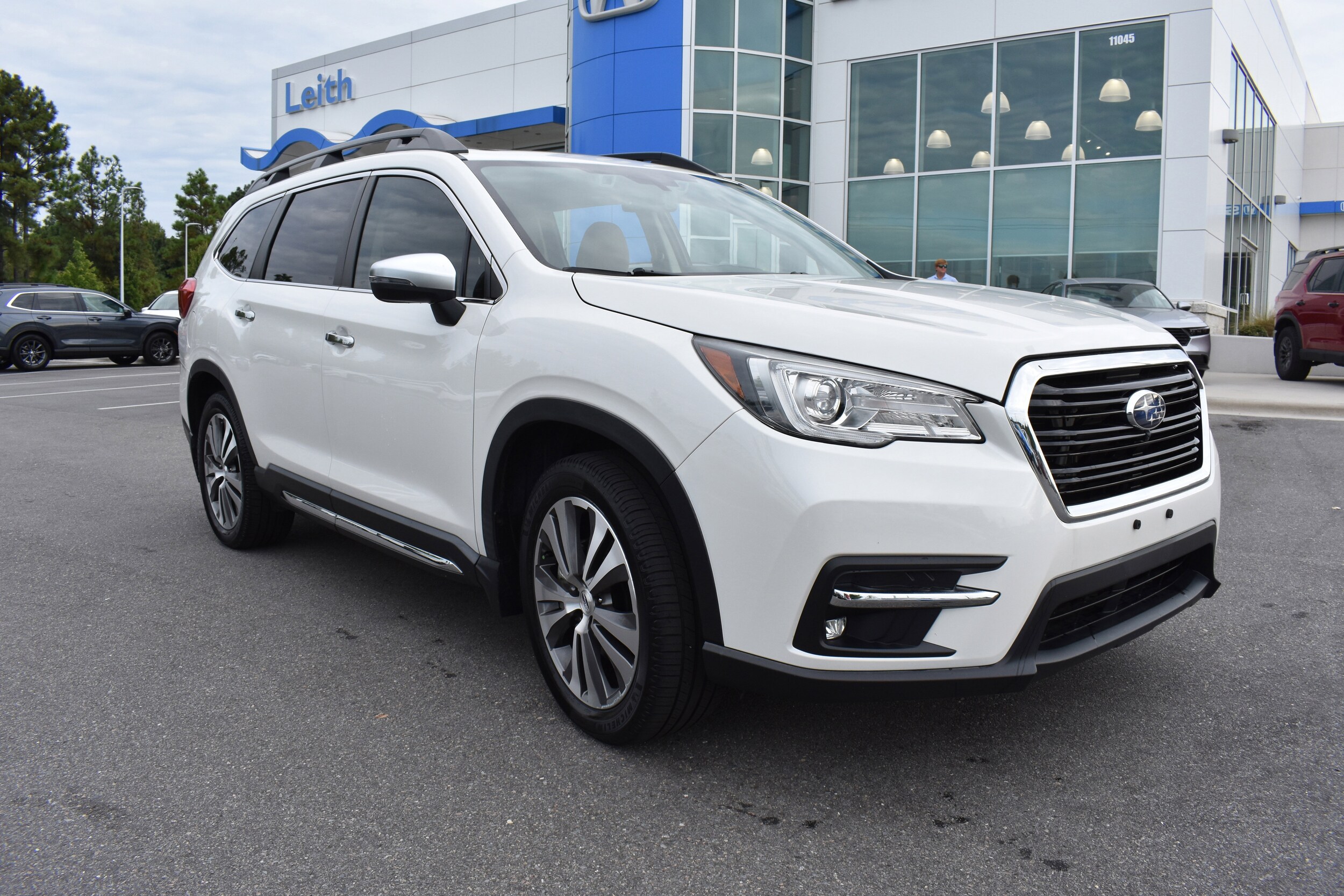 2021 Subaru Ascent Touring photo 2