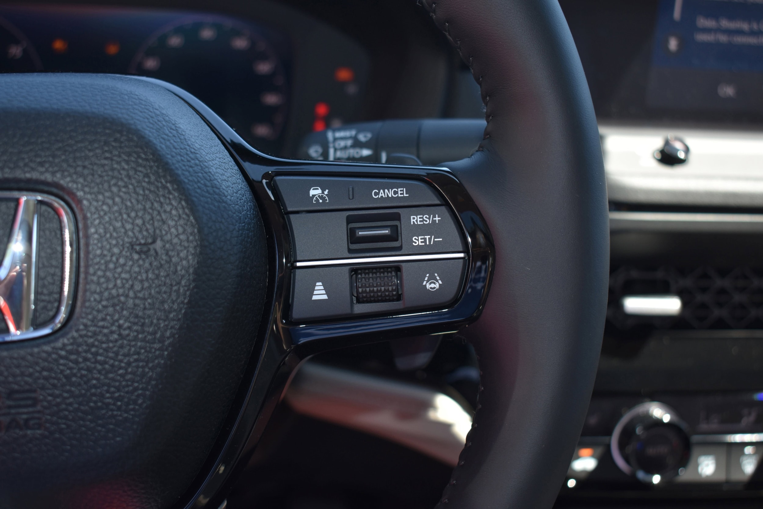 2026 Honda Accord Hybrid Touring - Photo 13