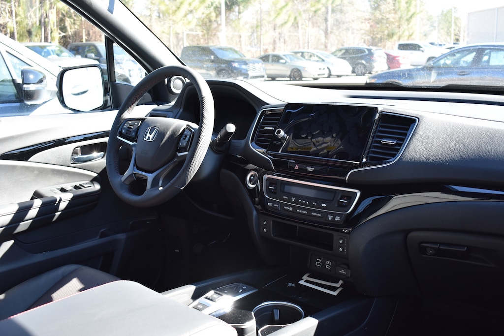 New 2026 Honda Ridgeline Black Edition Truck Crew Cab