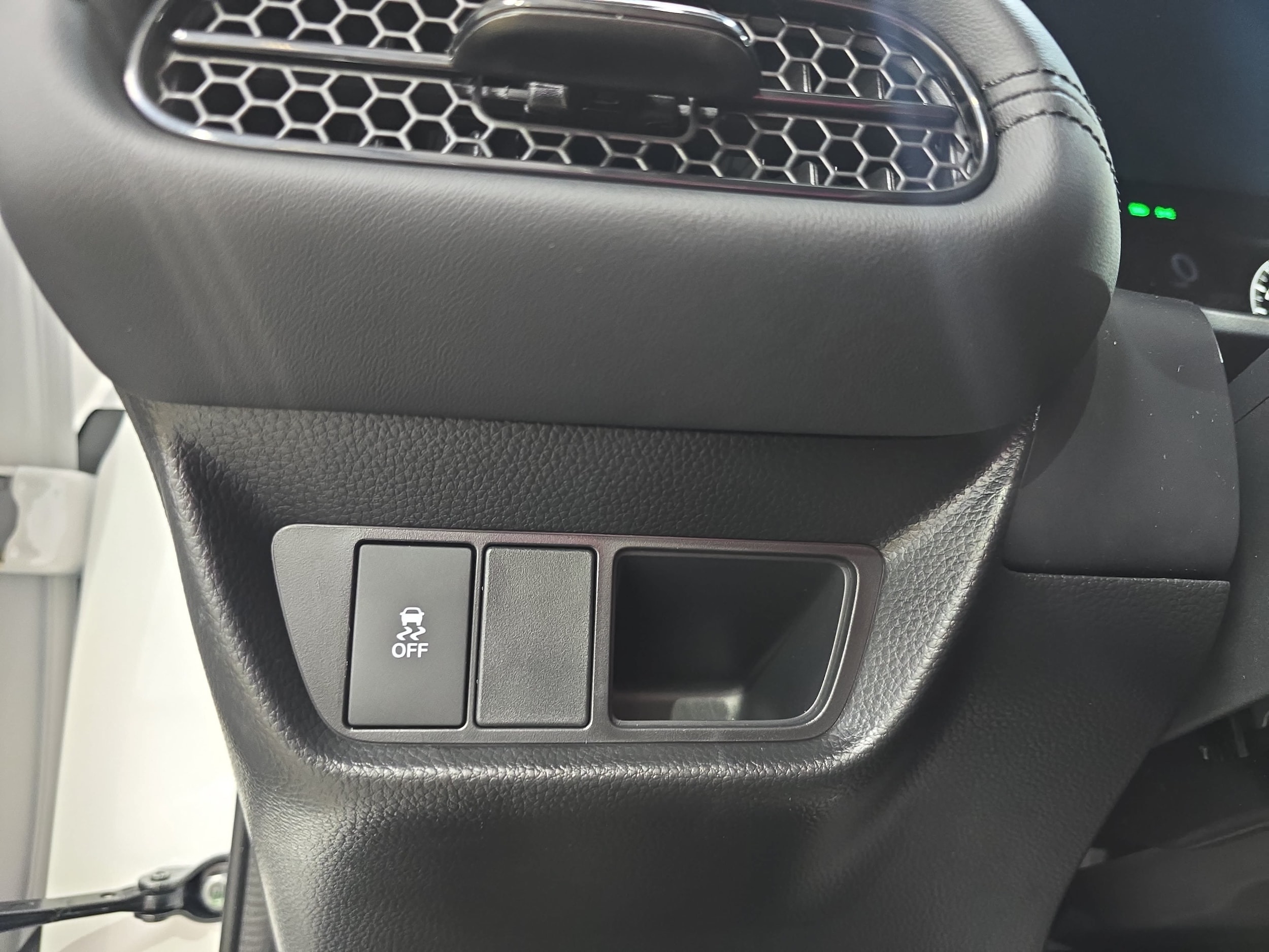 2027 Honda HR-V LX - Photo 22