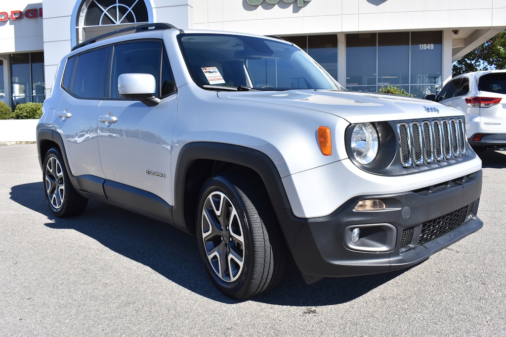 Used 2016 Jeep Renegade Latitude FWD SUV