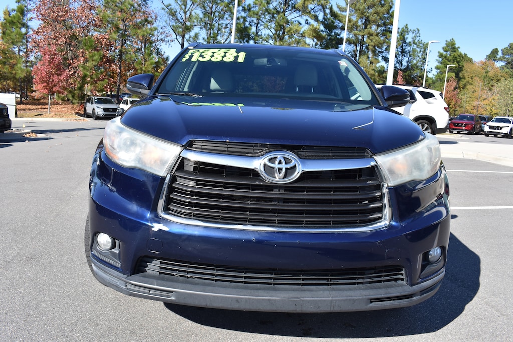 Used 2016 Toyota Highlander XLE V6 SUV