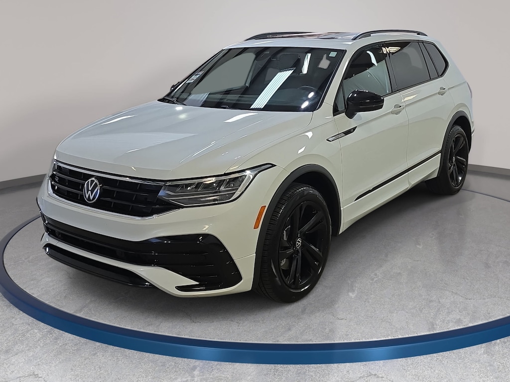Used 2024 Volkswagen Tiguan 2.0T SE R-Line Black SUV