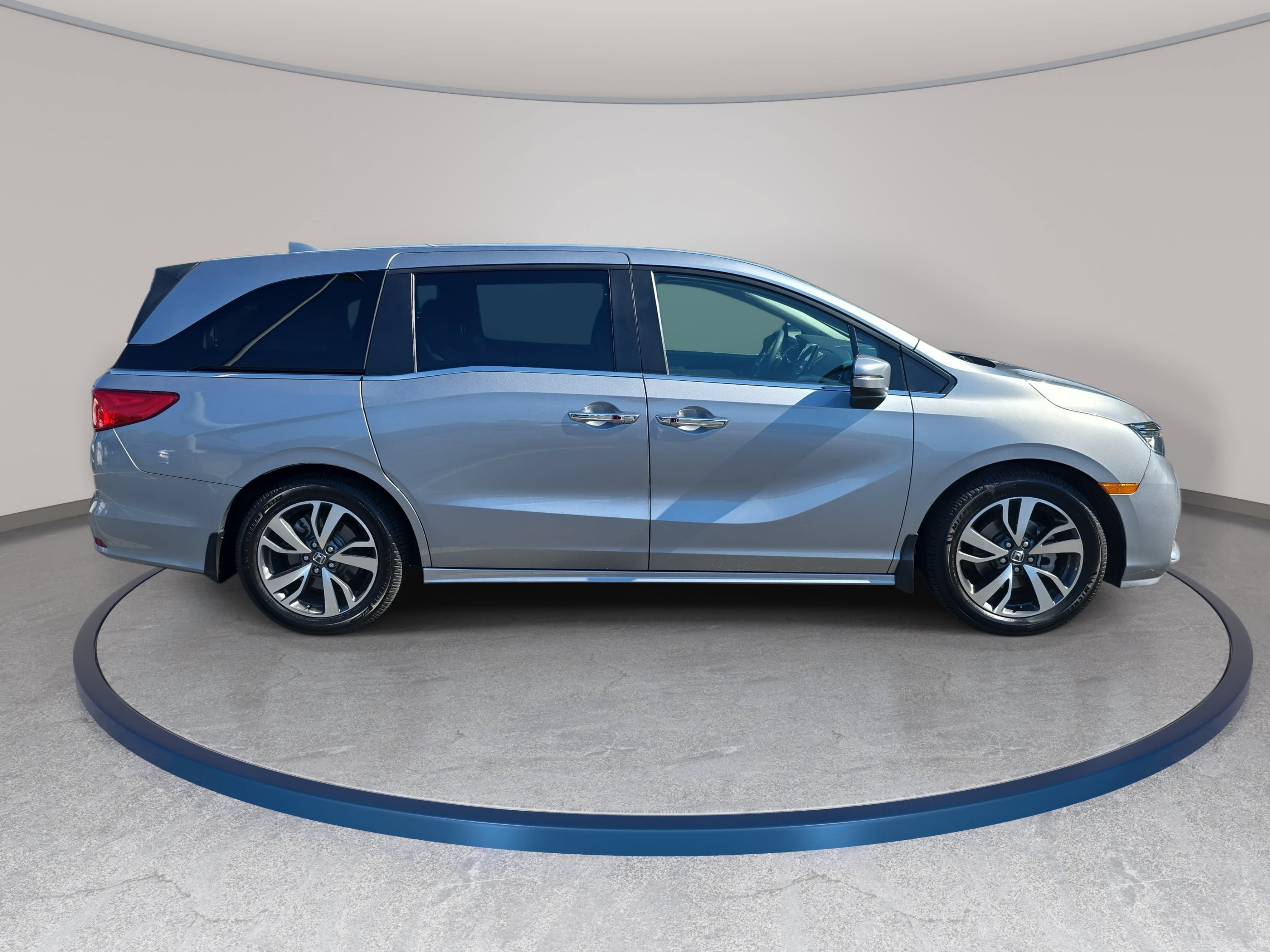 Certified 2023 Honda Odyssey Touring Van