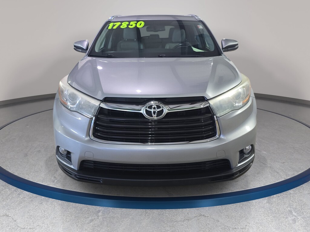 Used 2016 Toyota Highlander XLE V6 SUV