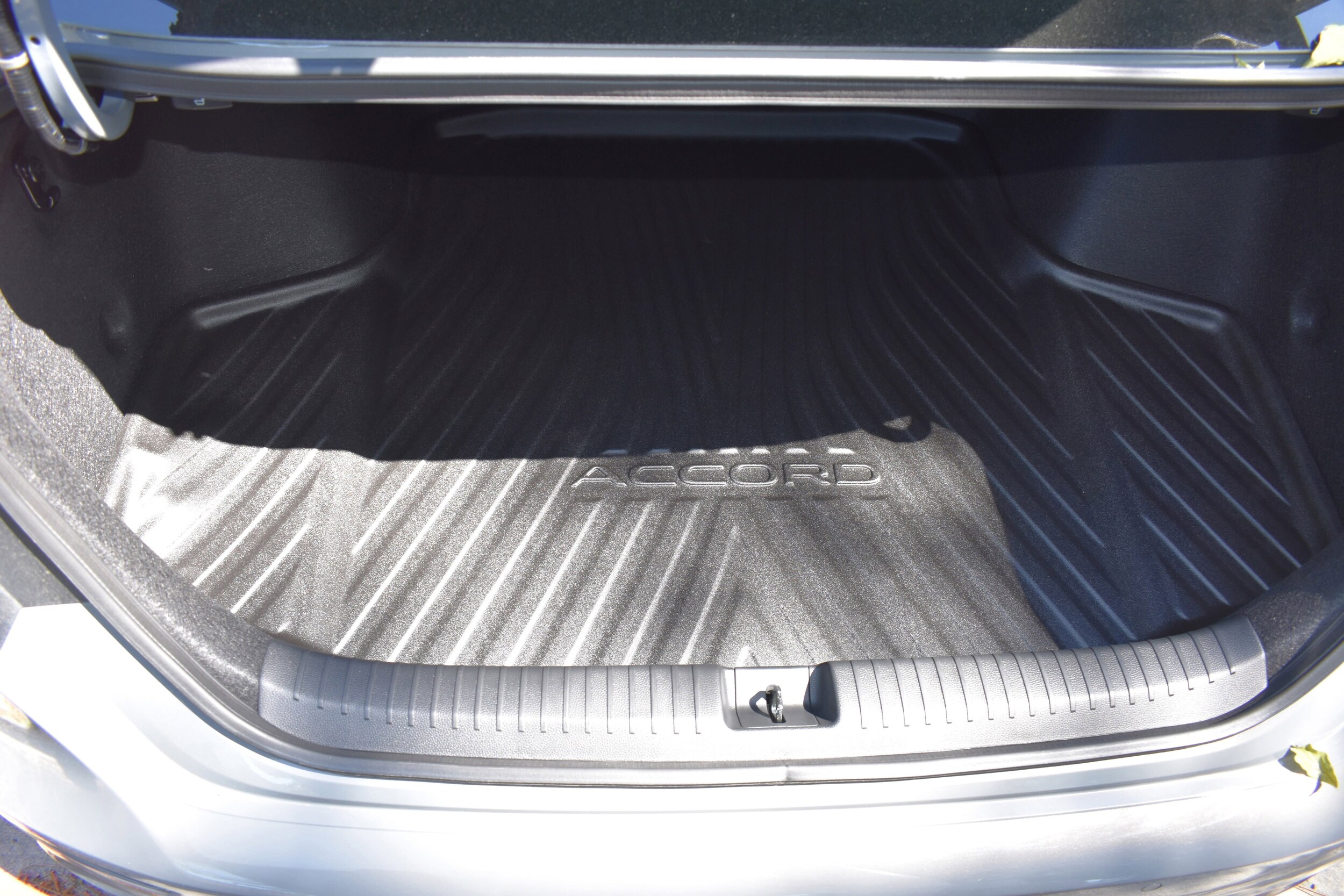 2026 Honda Accord Hybrid Touring - Photo 31