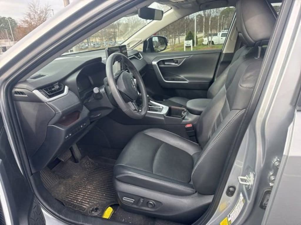 Used 2023 Toyota RAV4 Limited Limited FWD