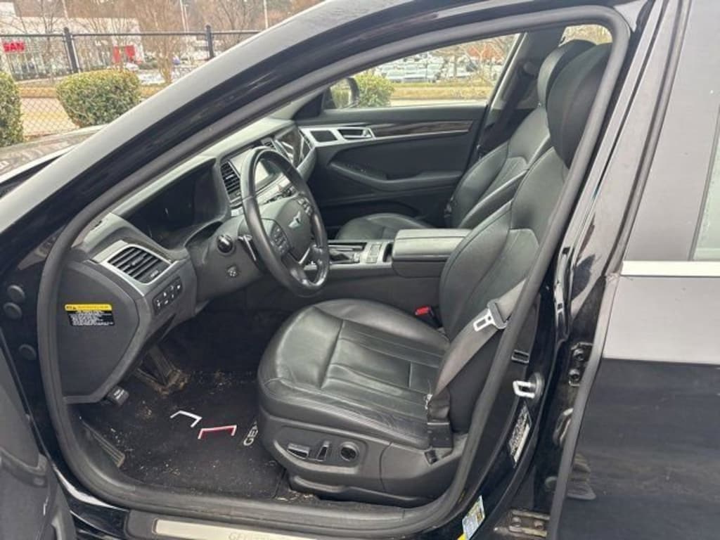 Used 2015 Hyundai Genesis 3.8L Sedan