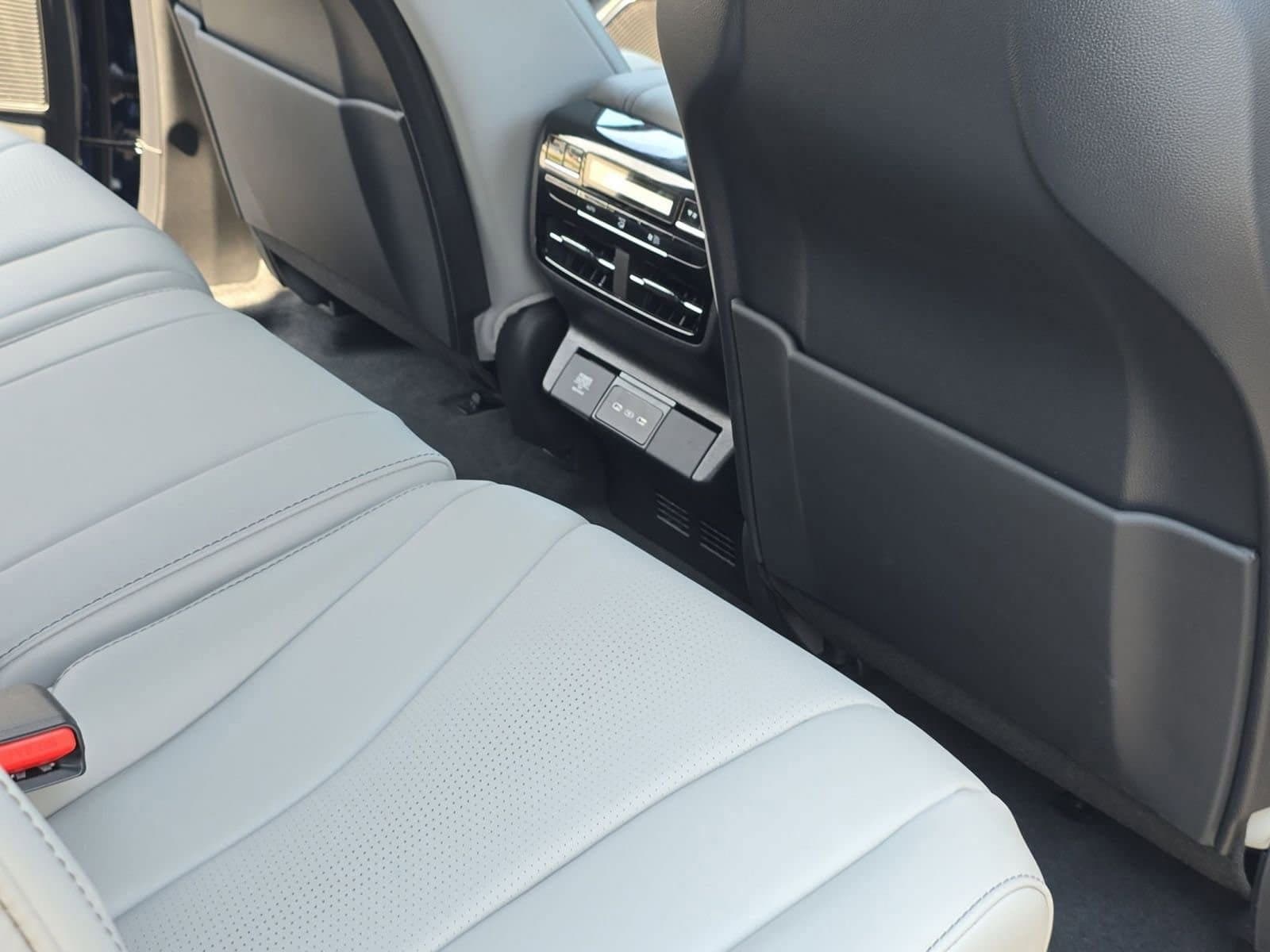 2026 Acura MDX Technology Package - Photo 11