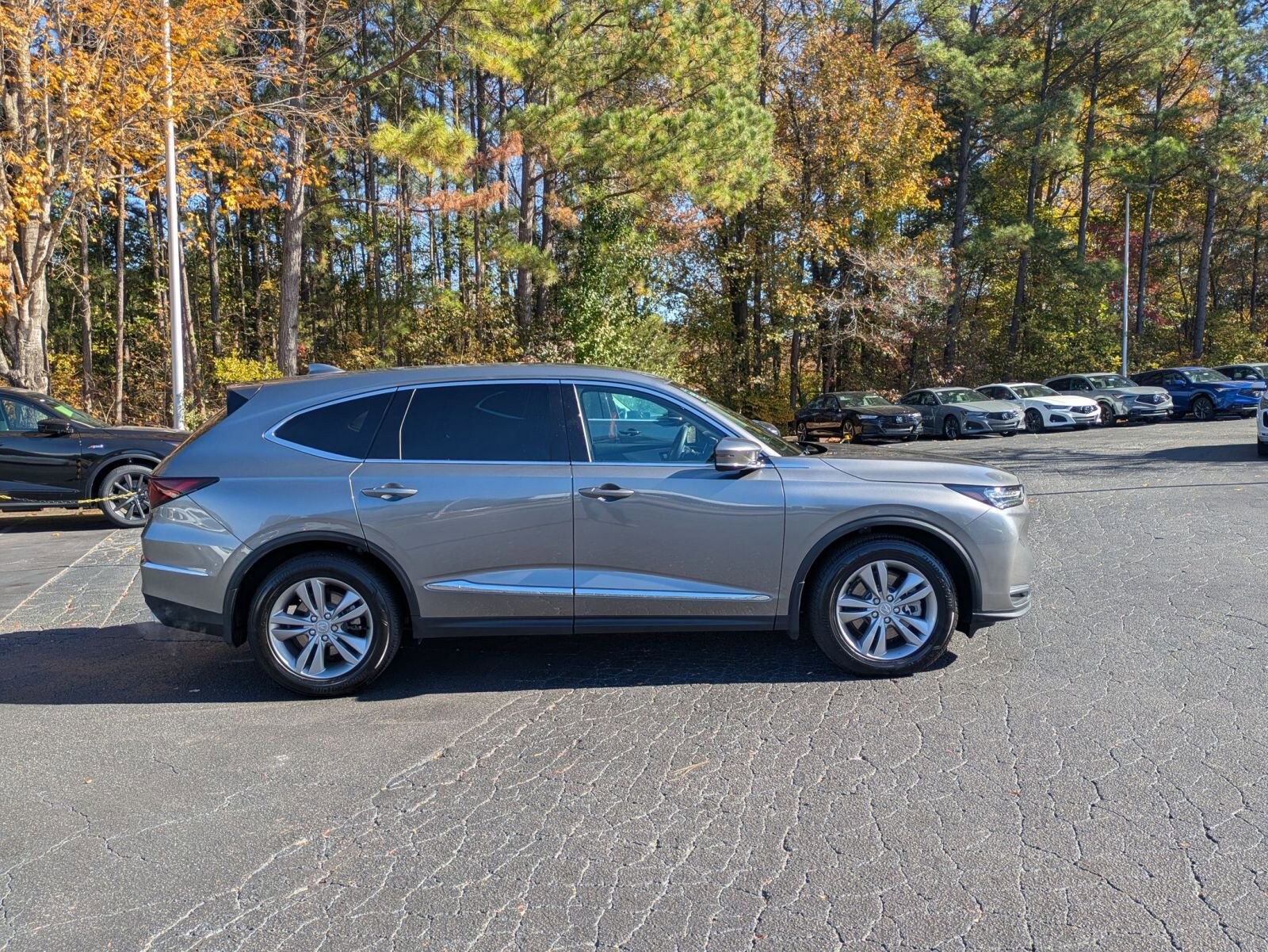 2025 Acura MDX photo 2
