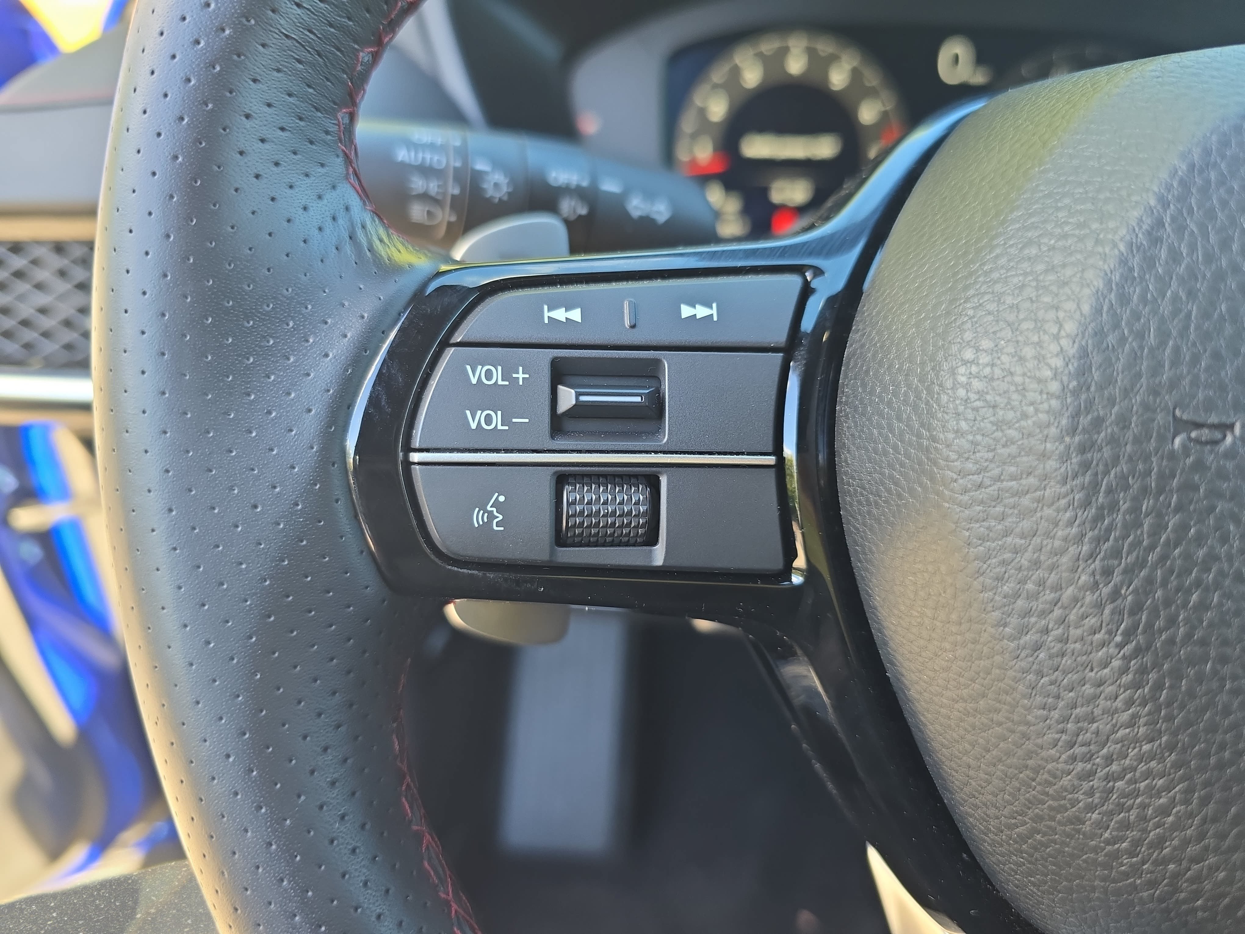 2025 Acura ADX A-Spec Package - Photo 17