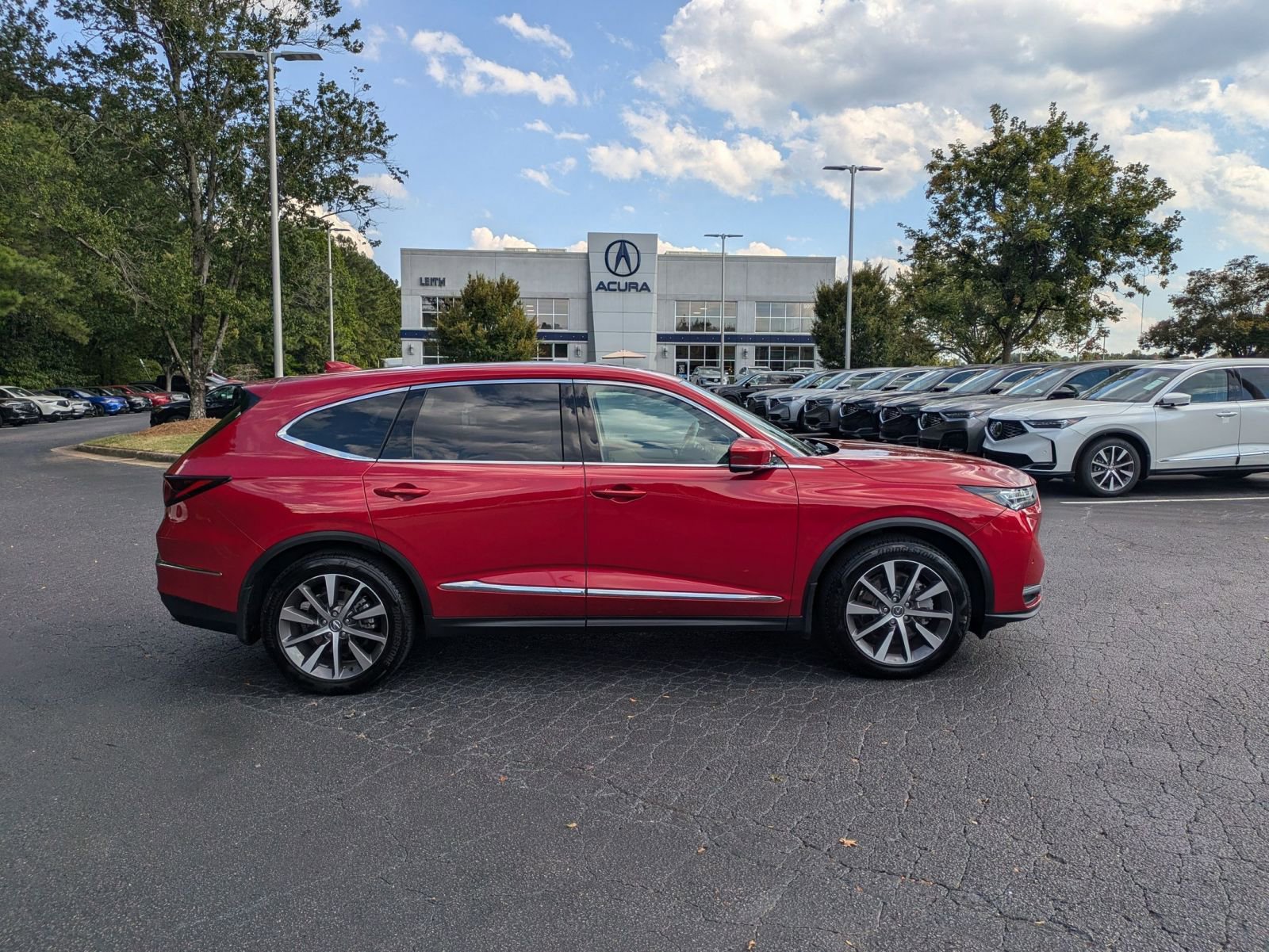 2025 Acura MDX Technology SH-AWD photo 4