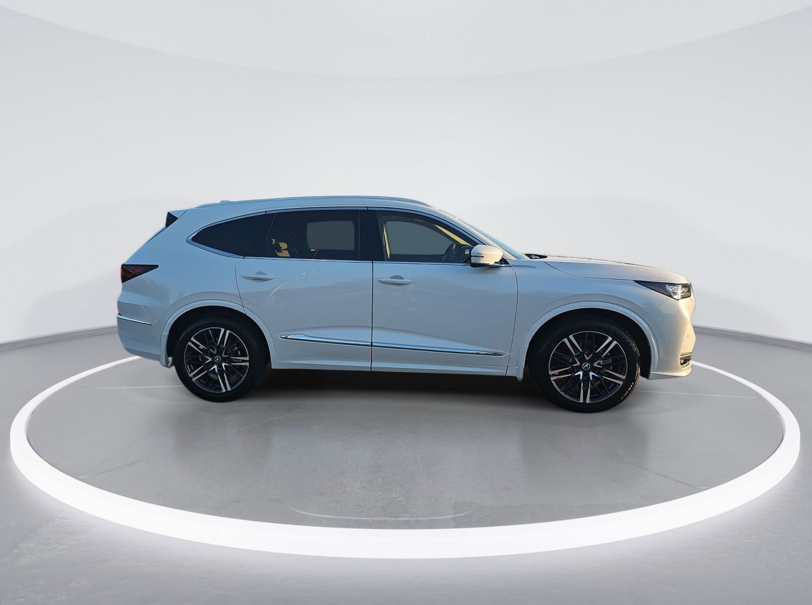 2026 Acura MDX SH-AWD Advance photo 2
