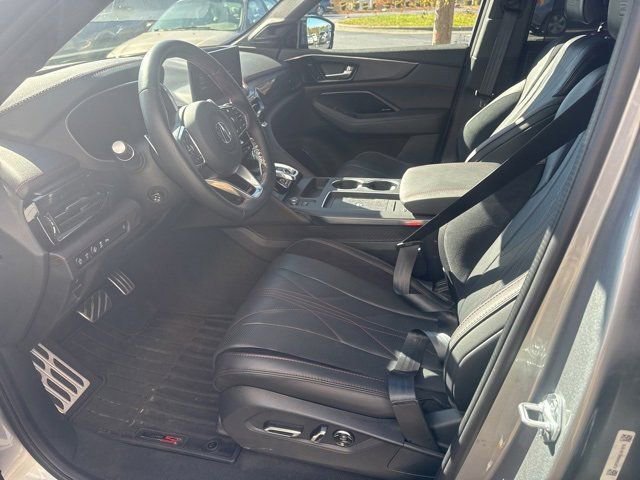 2025 Acura MDX Type S SH-AWD Advance photo 3