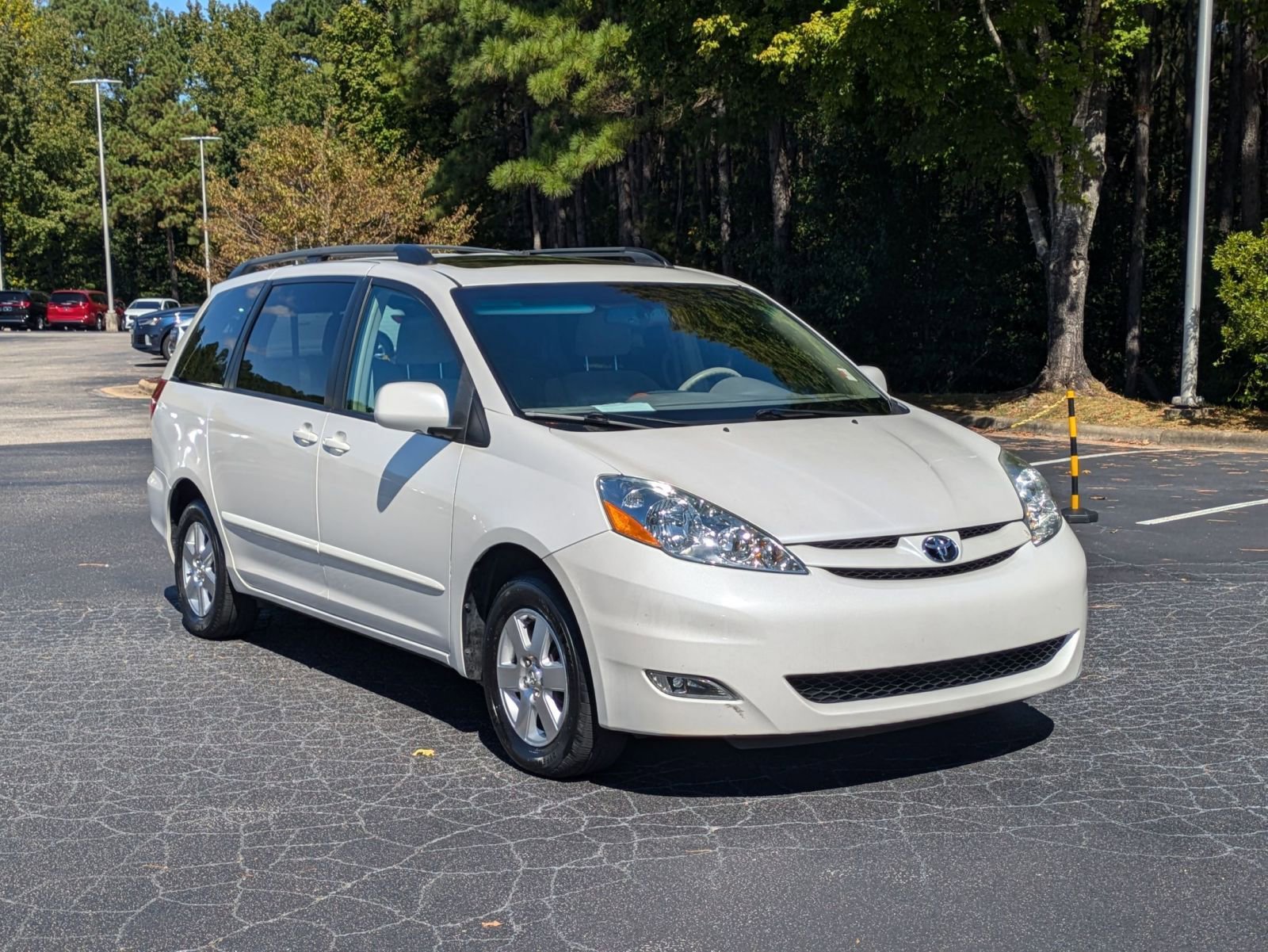 2006 Toyota Sienna XLE photo 3