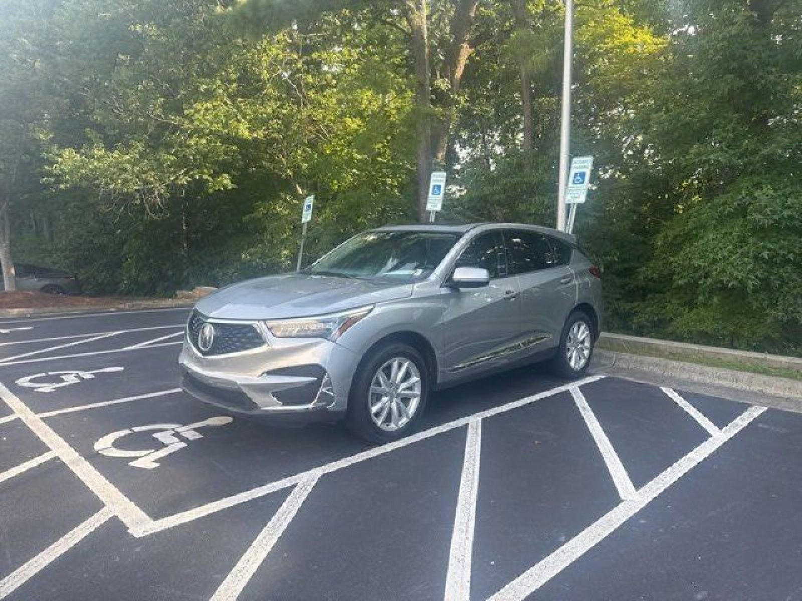 2021 Acura RDX photo 2