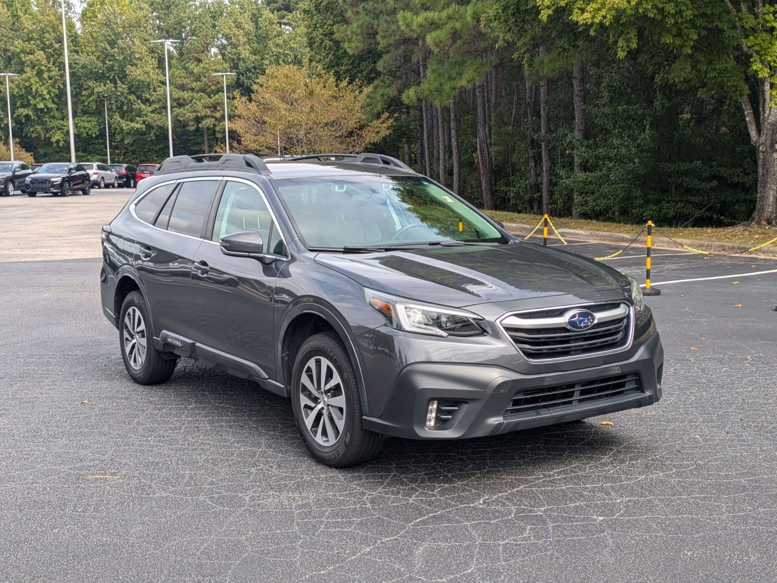 2020 Subaru Outback Premium photo 3