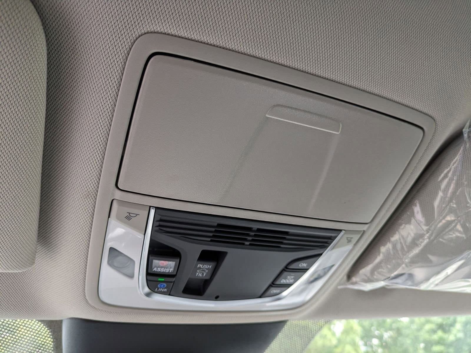 2025 Acura TLX Technology Package - Photo 22