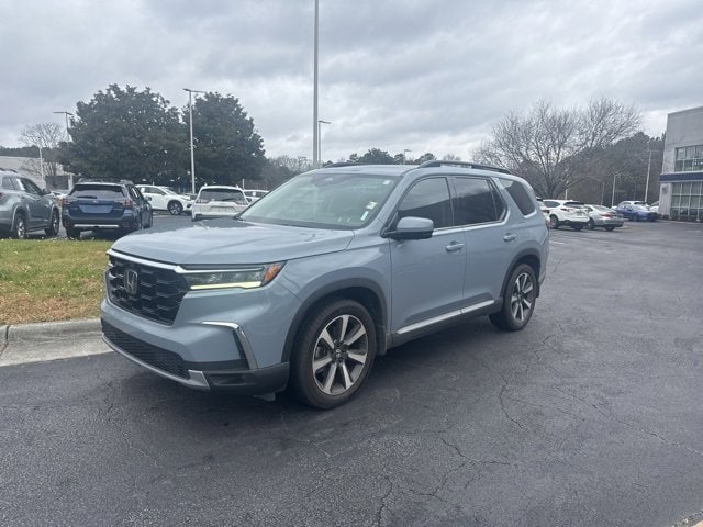 2023 Honda Pilot Elite's photo