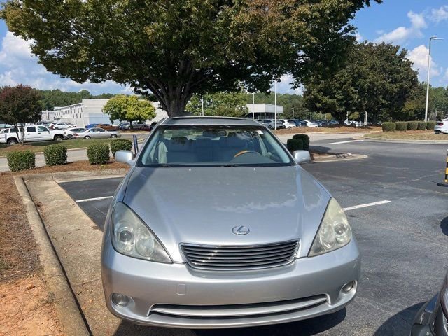 2005 Lexus ES 330 photo 2