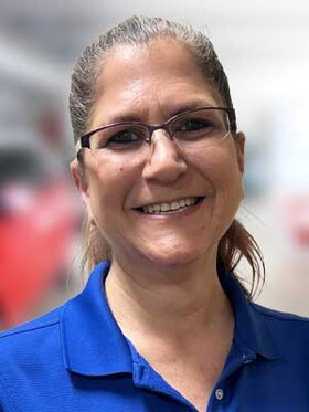 Staff member Deborah Dickinson from ID_967ce3c952c3