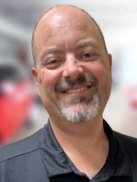 Staff member Jason Mangels from ID_967ce3c952c3