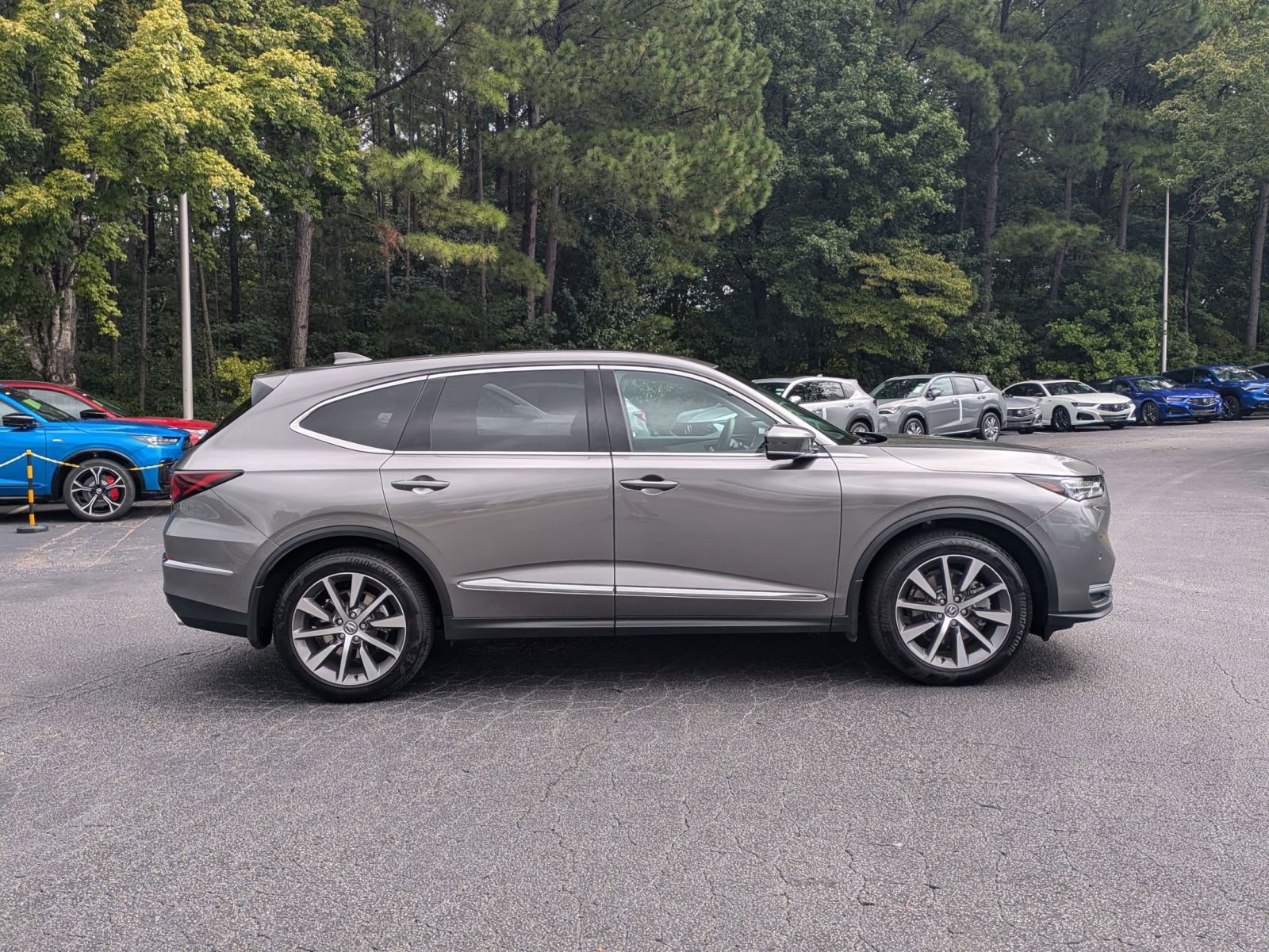 2025 Acura MDX SH-AWD Technology photo 2