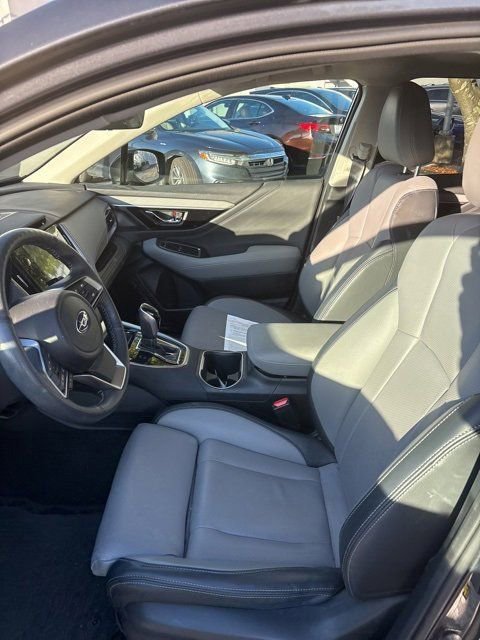 2023 Subaru Outback Limited photo 4