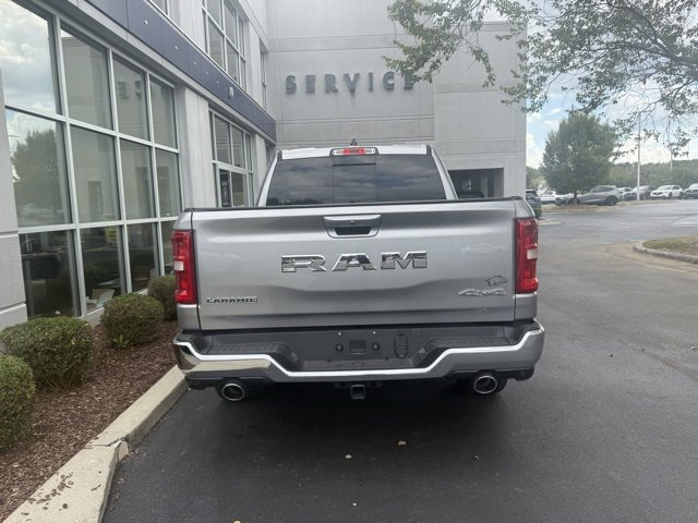 2025 Ram 1500 Laramie photo 3
