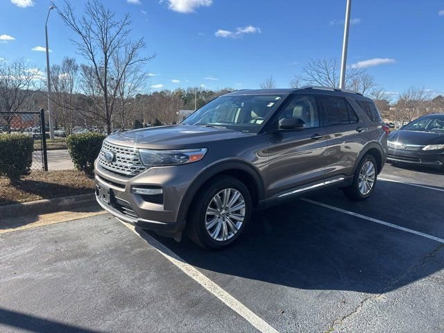 2021 Ford Explorer Limited's photo