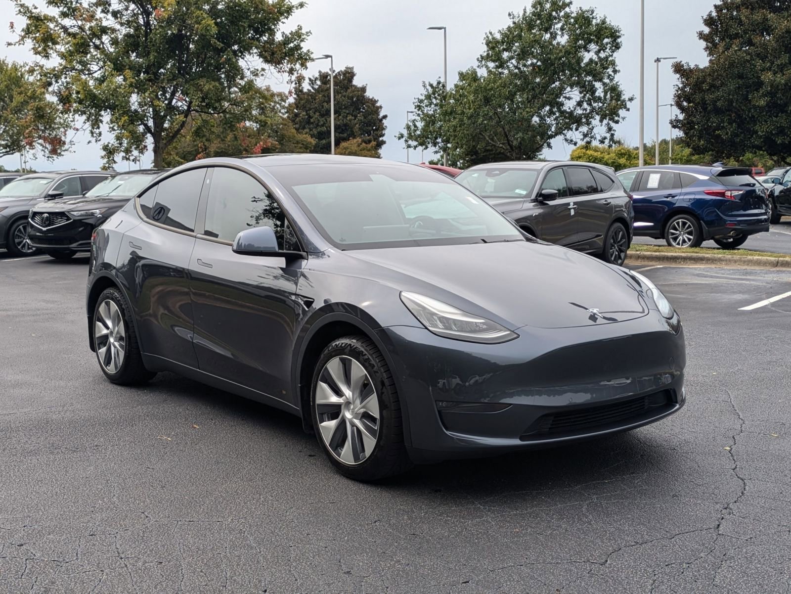 2020 Tesla Model Y Long Range photo 3