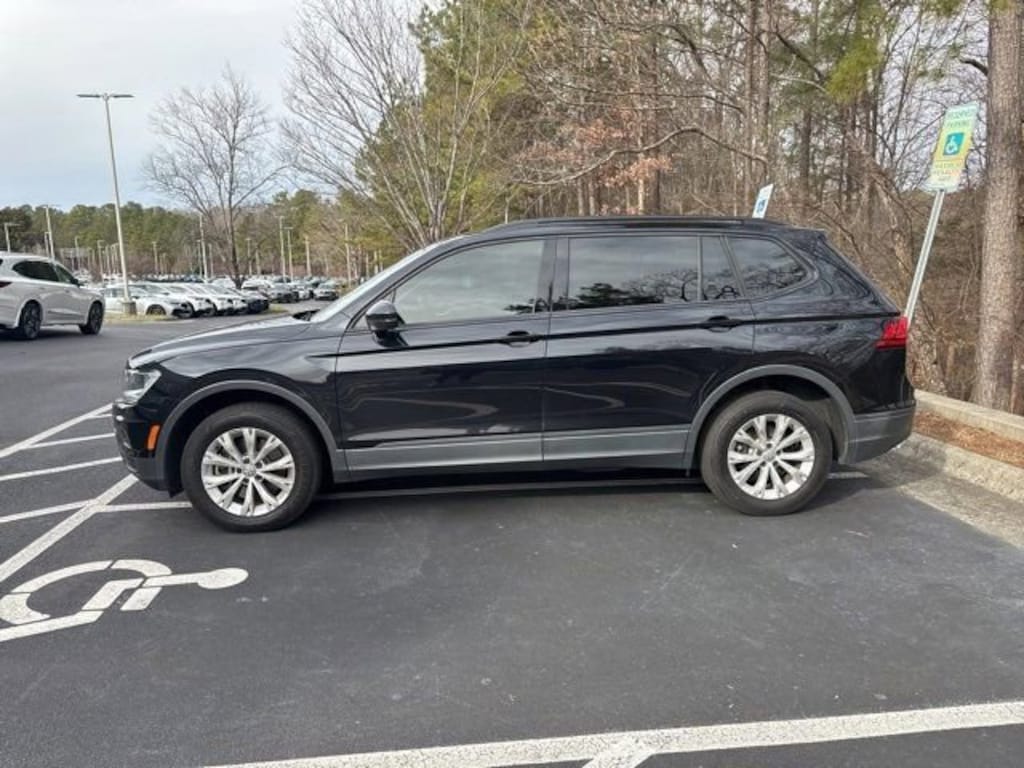 Used 2020 Volkswagen Tiguan S 2.0T S 4MOTION