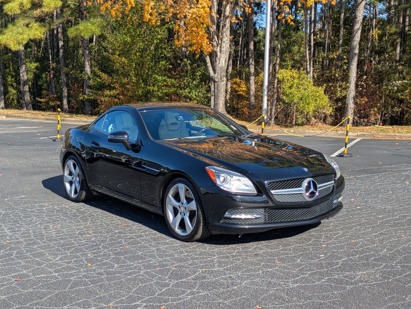 2012 Mercedes Benz SLK 350 photo 3