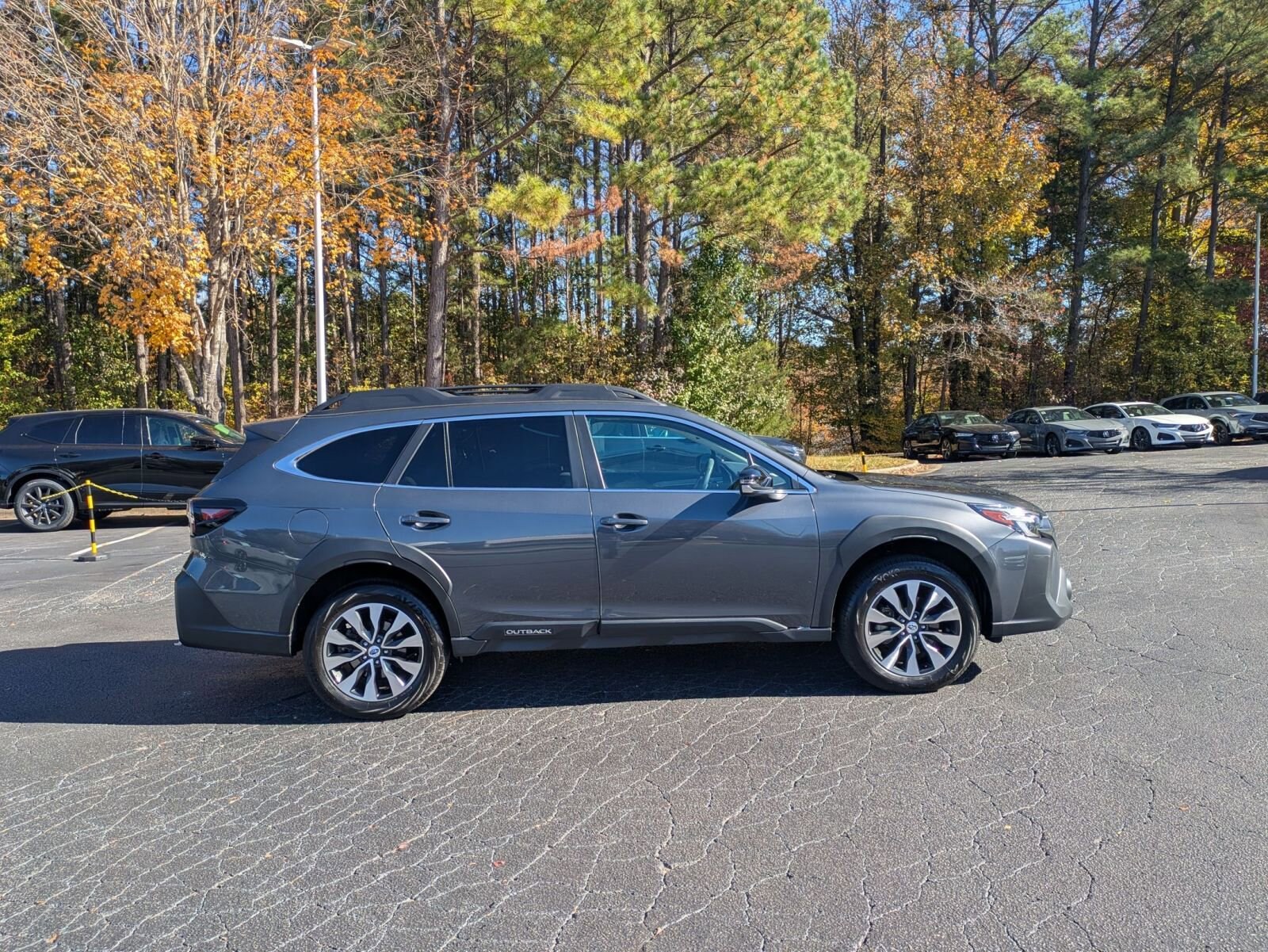 2023 Subaru Outback Limited photo 4