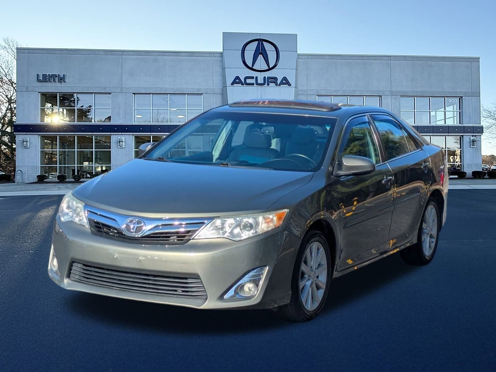 2014 Toyota Camry XLE