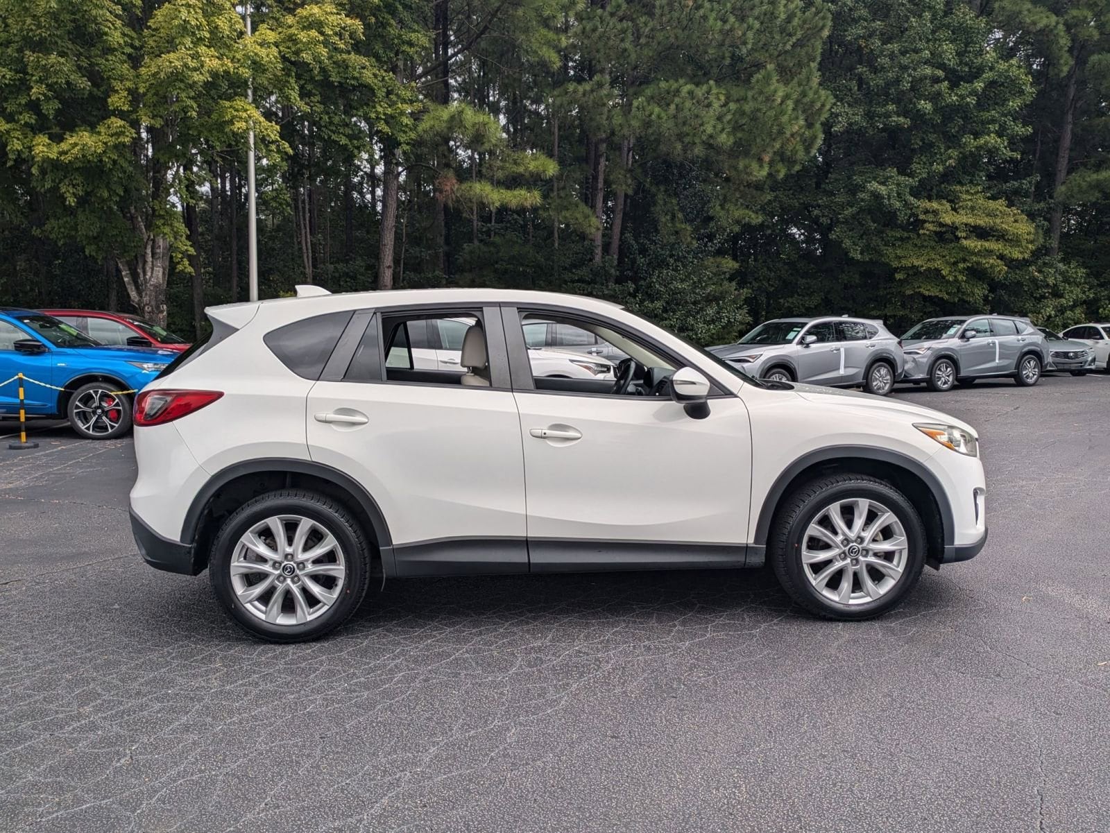 2015 Mazda CX-5 Grand Touring photo 4